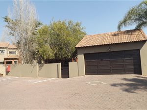 3 Bed House in Eco Park