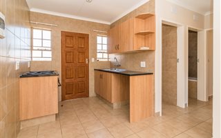 2 Bedroom House in The Reeds