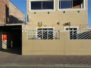 4 Bedroom House in Lavender Hill