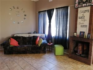 3 Bed House in Selection Park