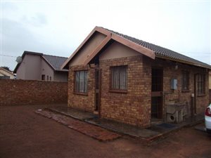 2 Bed House in Soshanguve