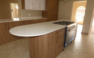 4 Bedroom House in Northvilla