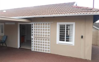 3 Bedroom House in Kingsview