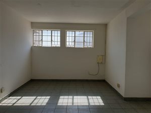 75 m² Commercial space in Electron