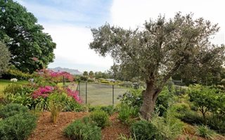 803 m² Land available in Helderrand