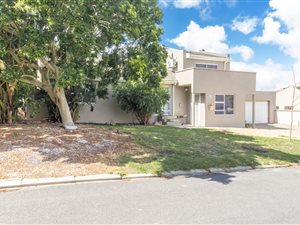 3 Bed House in Goedemoed