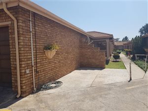 1 Bed Townhouse in Van Dyk Park