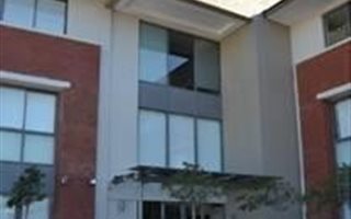 76 m² Commercial space in Century City