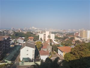 1 Bed Flat in Essenwood