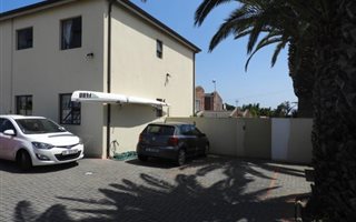 2 Bedroom Apartment in Tableview