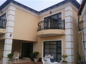 3 Bed House in Waterkloof Park