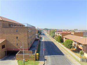 2 Bed Townhouse in Alberton
