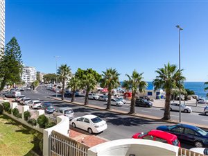 3 Bed Apartment in Sea Point