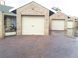 2 Bed Townhouse in Vanderbijlpark CW3