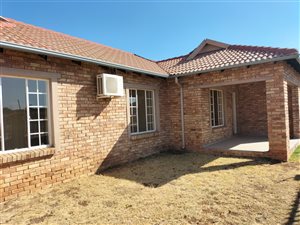 3 Bed Townhouse in Kosmosdal