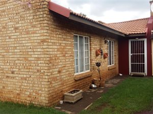 3 Bed Cluster in Albemarle