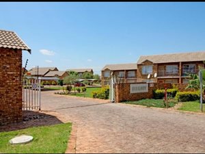 2 Bed Townhouse in Arundo Estate