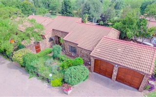 3 Bedroom Simplex in Lonehill