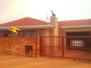 2 Bed House in Doornkop