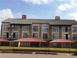 2 Bed Apartment in Karen Park