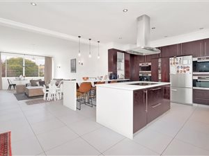 2 Bed Apartment in Fairway