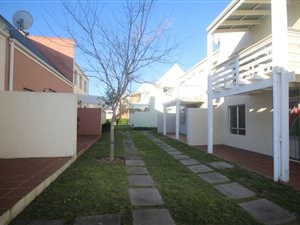 2 Bed Townhouse in Simonswyk