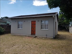 2 Bed House in Aquadene