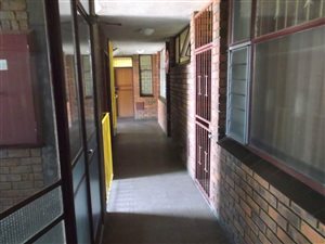 1.5 Bed Apartment in Berea