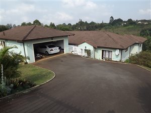 4 Bed House in Waterfall