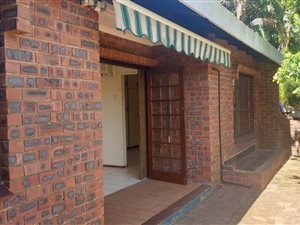 2 Bed Townhouse in Meadow Brook