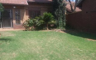 5 Bedroom House in Die Wilgers