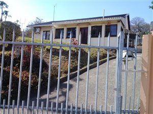 3 Bed House in Centenary Park