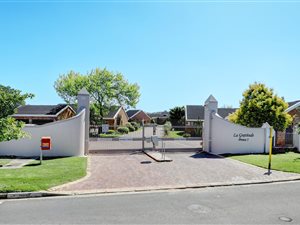 3 Bed Townhouse in Durbanville Central