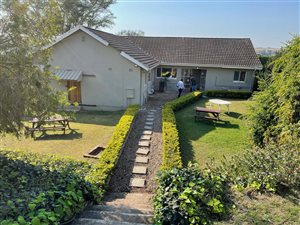 4 Bed House in Bisley