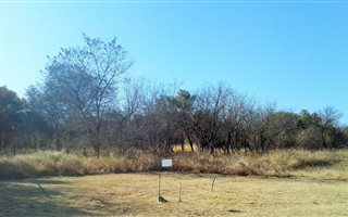 849 m² Land available in Meerhof