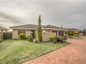 3 Bed Townhouse in Walmer Downs