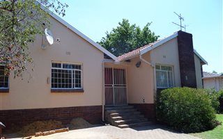 3 Bedroom House in Blairgowrie