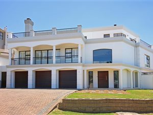 5 Bed House in Oude Westhof
