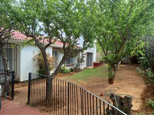 4 Bed House in Grobler Park