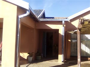 3 Bed House in Lourierpark