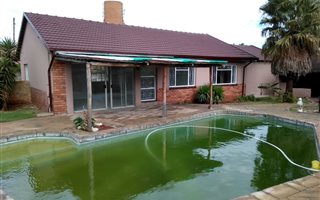 3 Bedroom House in Witpoortjie