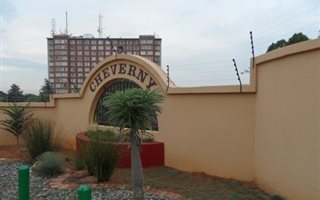 1 Bedroom Apartment in La Montagne