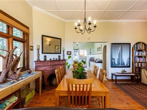 2 Bed House in Vredehoek