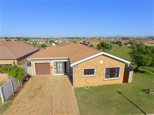 3 Bed House in Windsor Park