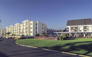 2 Bedroom Apartment in Paardevlei