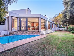 4 Bed House in Woodhill