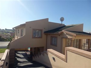 5 Bed House in Westcliff