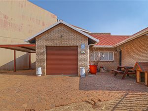 3 Bed House in Strubenvale