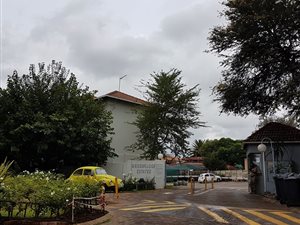 2 Bed Apartment in Groenkloof