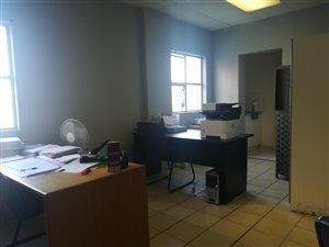 38 m² Commercial space in Point